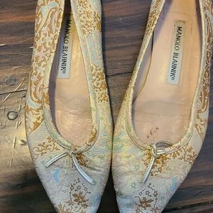 COPY - Manolo Blahnik Flats